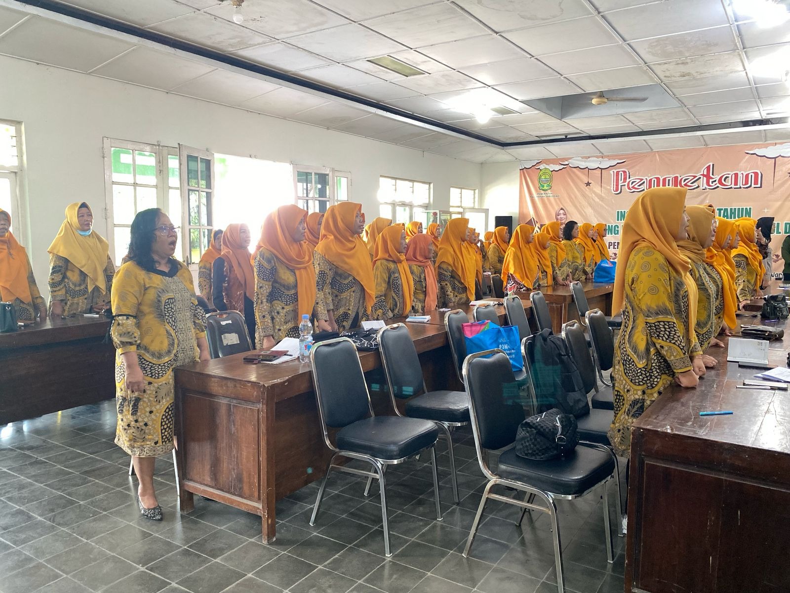 PELATIHAN PENGUKURAN TINGGI DAN BERAT BADAN BAGI KADER POSYANDU SABDODADI